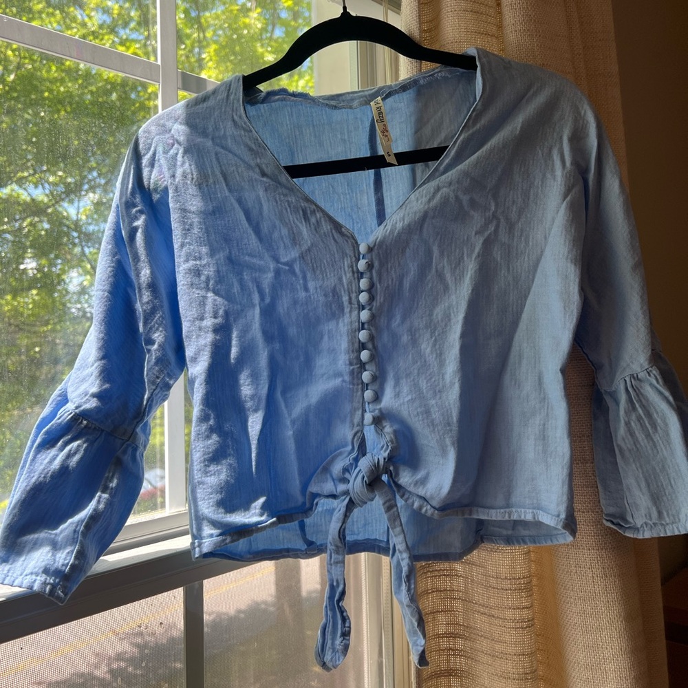 girl krazy Light Blue Button-Front Tie-Hem Blouse